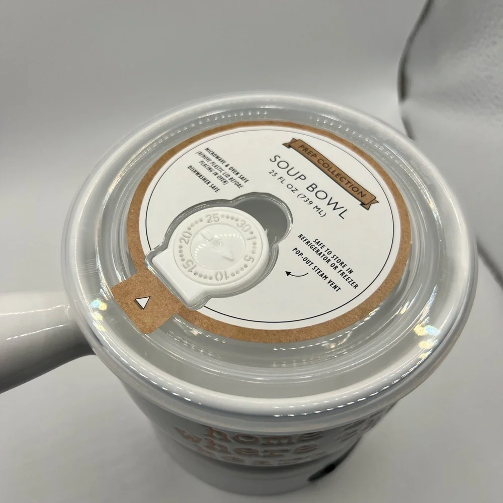 25 FL OZ Soup Mug W/ Lid and Pop Out‎ Steam Vent. NEW
